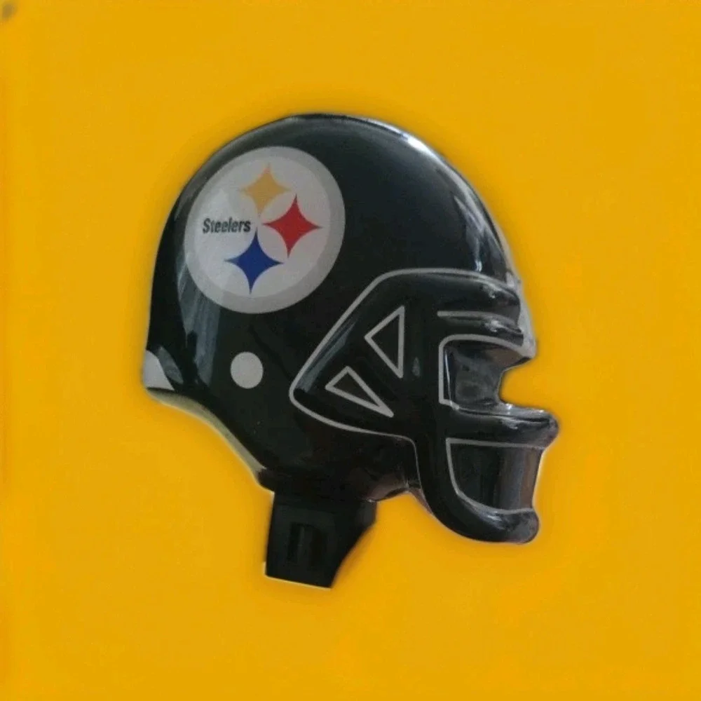 Pittsburgh‎ Steelers Football Helmet Shaped Night Light Vintage NFL